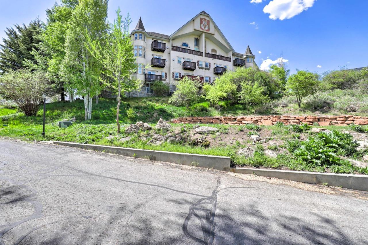 Peaceful Midway Studio With Mountain And Golf Views! Extérieur photo